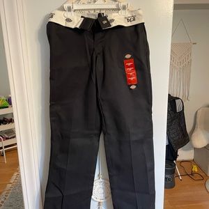 Dickies Pant size 28x30 color:black, brand new a tags